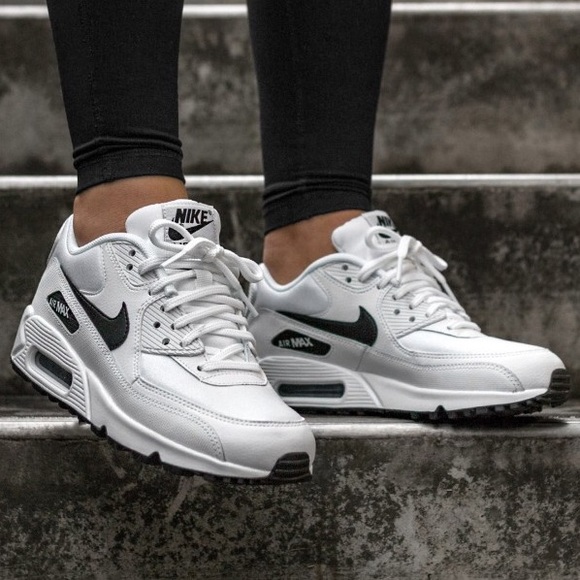 nike air max 90 white womens outfit